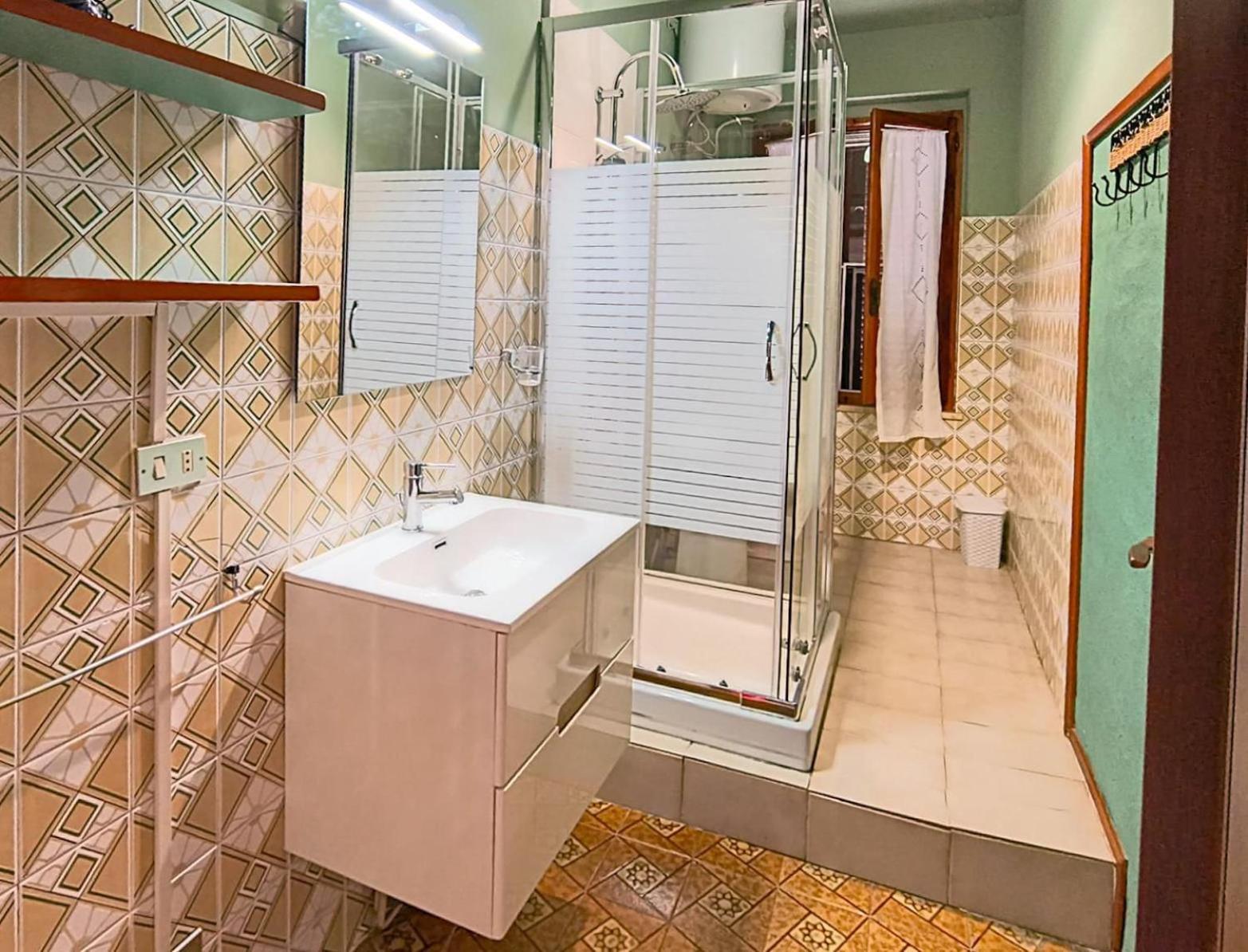 Villa Gladyr Lotzorai Exteriör bild